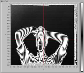 10 モアレを活用しモノの変形を2μmの精度で検出
